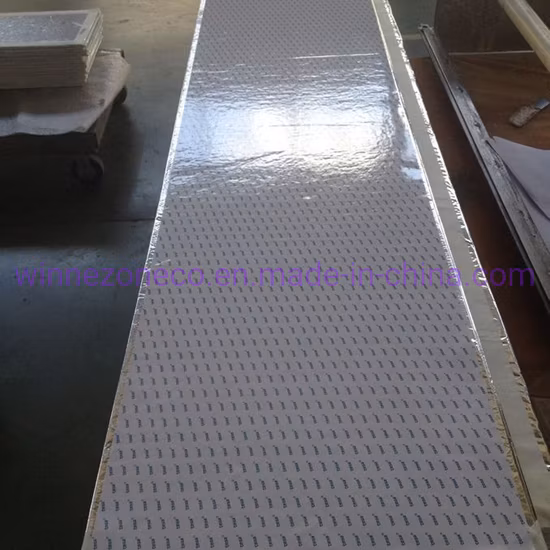 Painel isolado a vácuo com isolamento de barreira térmica feito de núcleo de fibra de vidro superfino